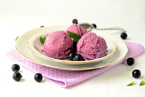 Blackcurrant-Ice-Cream
