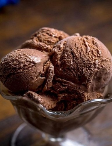 hygienically-prepared-adulteration-free-brown-chocolate-ice-cream-997